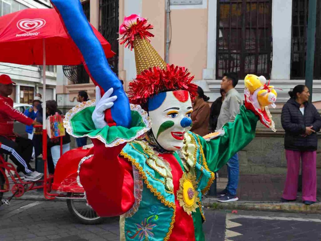 Payaso tradicional riobambeño en el pase